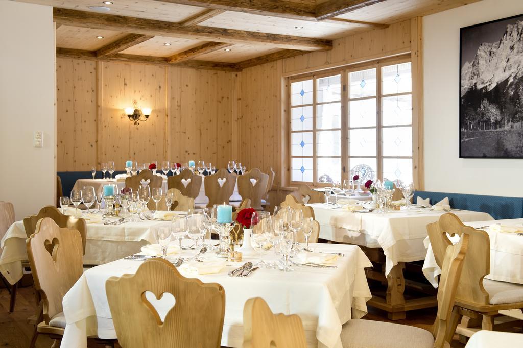 Sporthotel Schoenruh Ehrwald Esterno foto