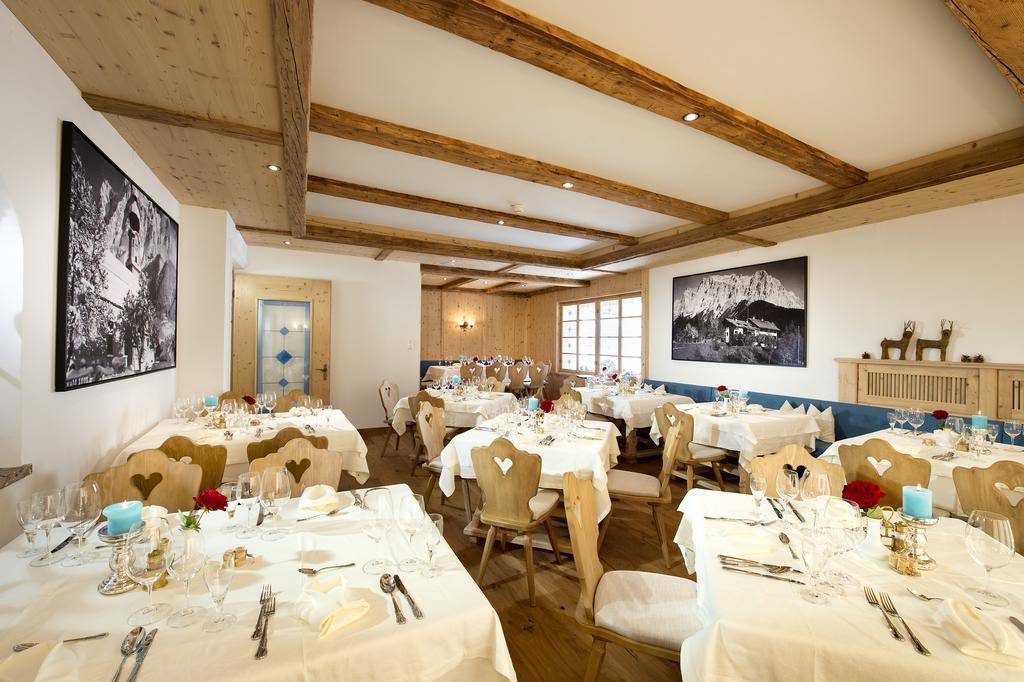 Sporthotel Schoenruh Ehrwald Esterno foto